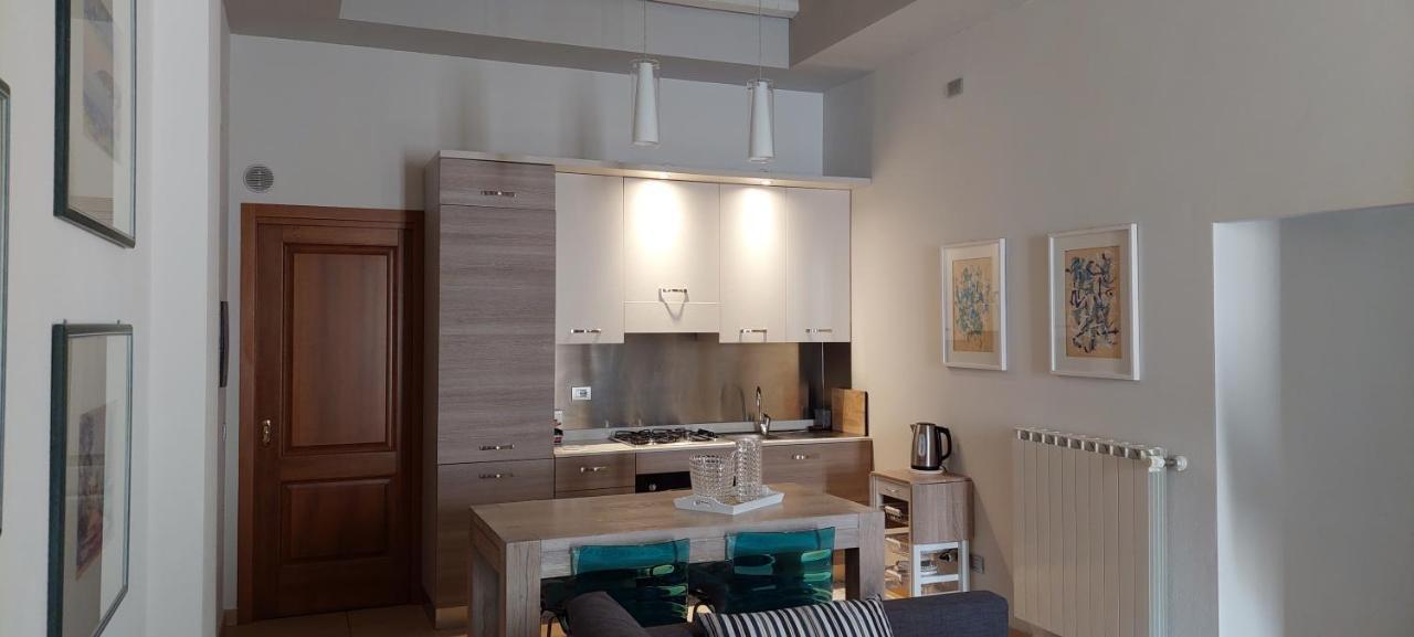 Apartamento Residenza Teatro Vecchio Saló Exterior foto