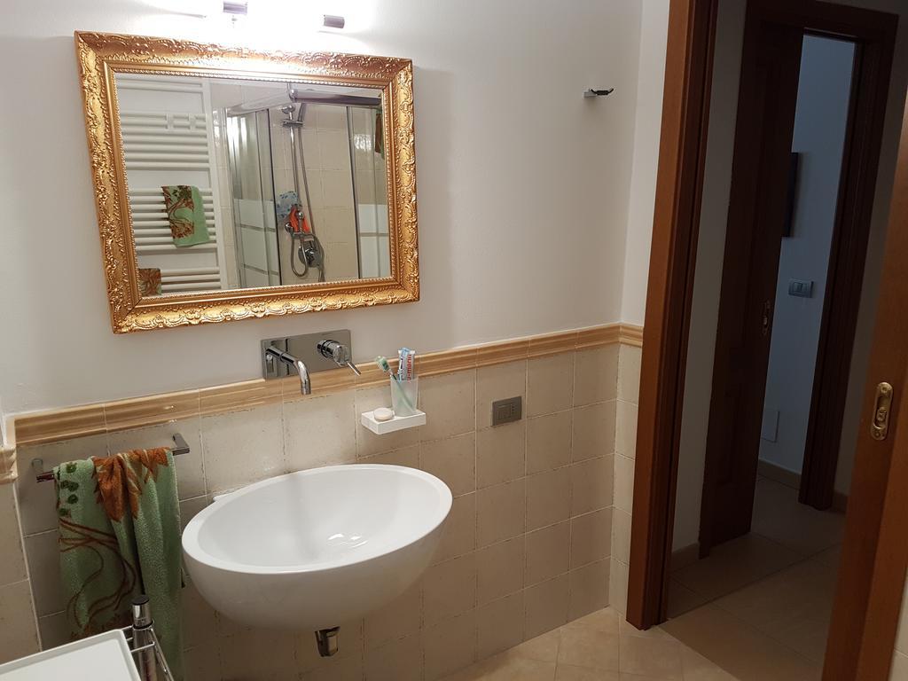 Apartamento Residenza Teatro Vecchio Saló Exterior foto