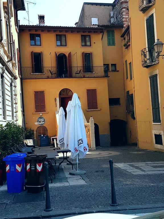 Apartamento Residenza Teatro Vecchio Saló Exterior foto