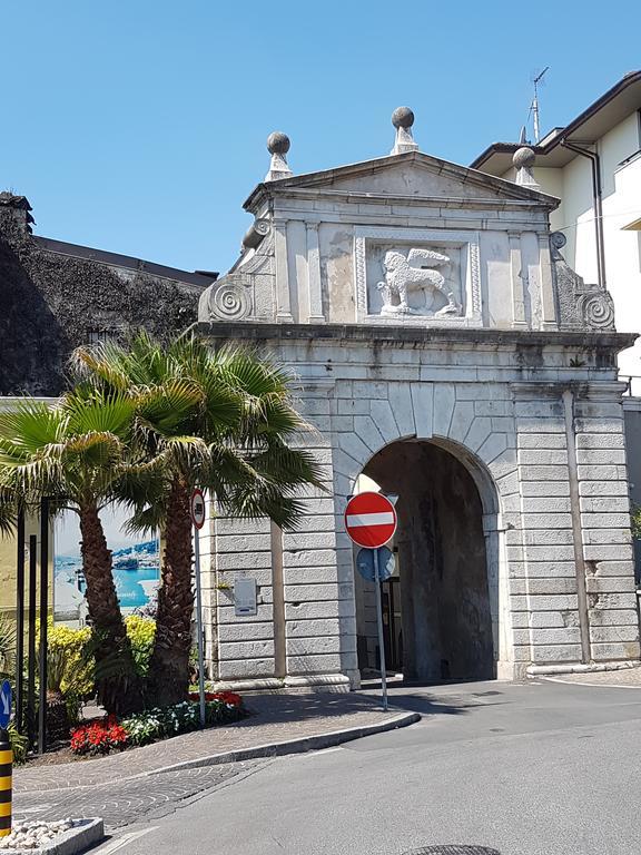Apartamento Residenza Teatro Vecchio Saló Exterior foto